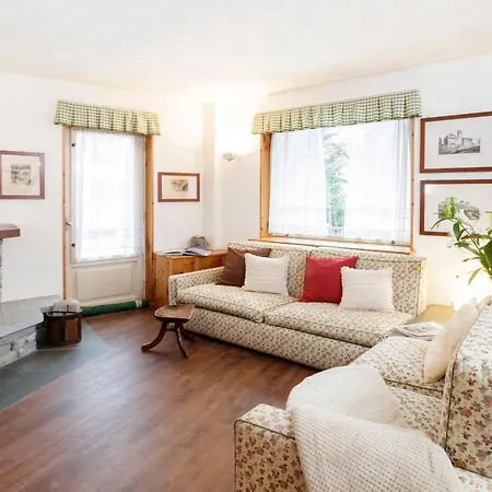 Hellochalet_foyer Du Mont Blanc * Курмайор